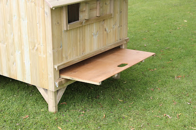 Timber Chicken Houses by Flyte so Fancy Removable Dirt Tray for Hen Houses