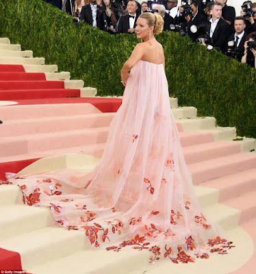 More Red carpet photos from the MET Gala
