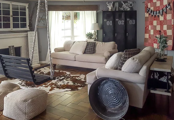 Upcycled farmhouse living room | diy beautify 