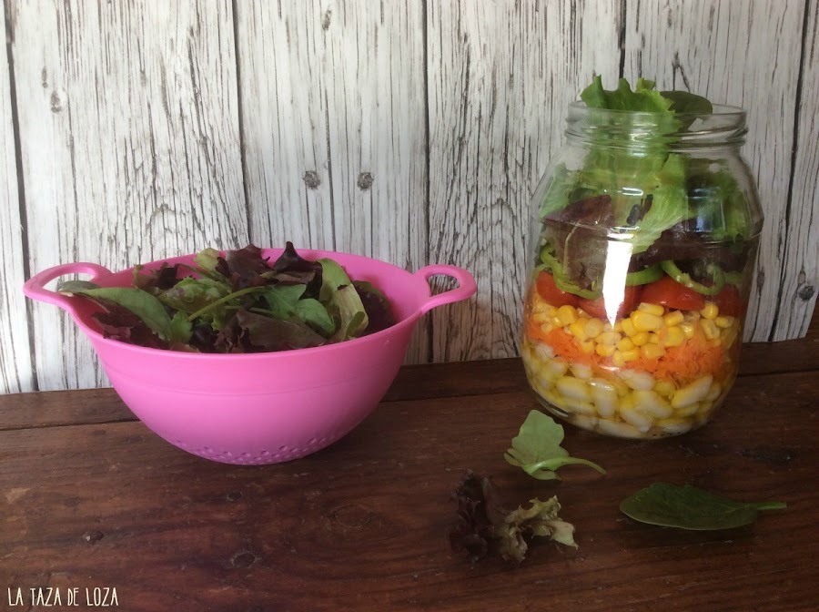 ensalada en frasco para la oficina