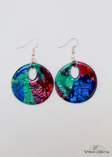 Boucles-oreilles-pate-polymere-transparent-rouge-bleu-vert-feuille-argent-Stenna-Creation
