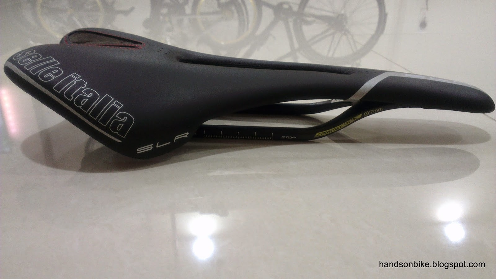 Hands On Bike: Selle Italia SLR Kit Carbonio Flow Saddle