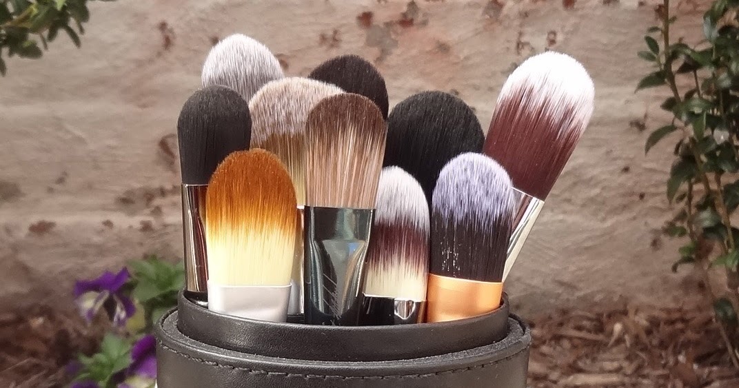 MakeupByJoyce ** ! Review + Comparison Battle of the Flat Paddle Foundation Brushes