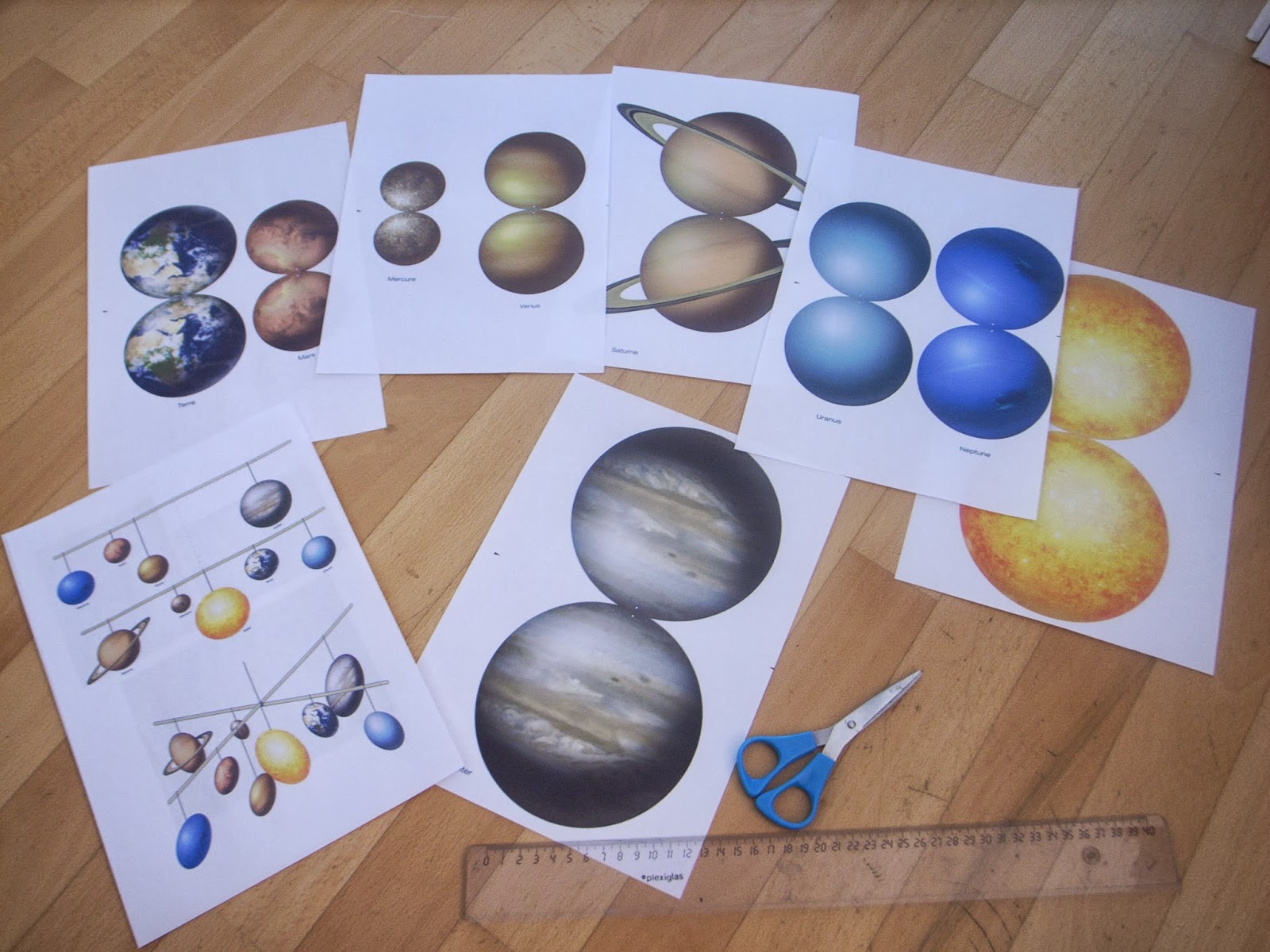 Affiches éducatives Système Solaire Et Phases De La Lune – 2 Posters A4 (21,6x30 Cm) – Pour école Primaire, Collège, Enseignement