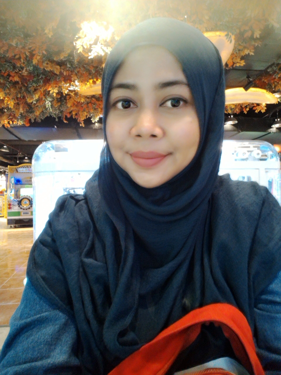 Hana No Yuri [Review] Lip Matte battle, Sportsgirl Lip Chalk VS ZAP