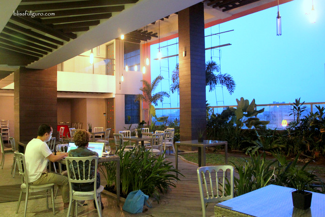 METRO MANILA | Hive Hotel’s Party Suite in Quezon City - Lakad Pilipinas