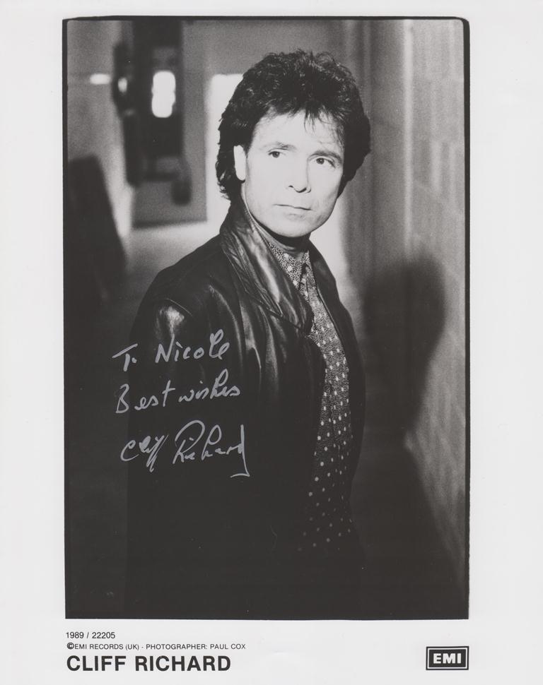 Autograph Collctor Of Oz: Cliff Richard