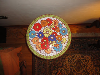 MESAS : Mesa de madera con cubierta de mosaico