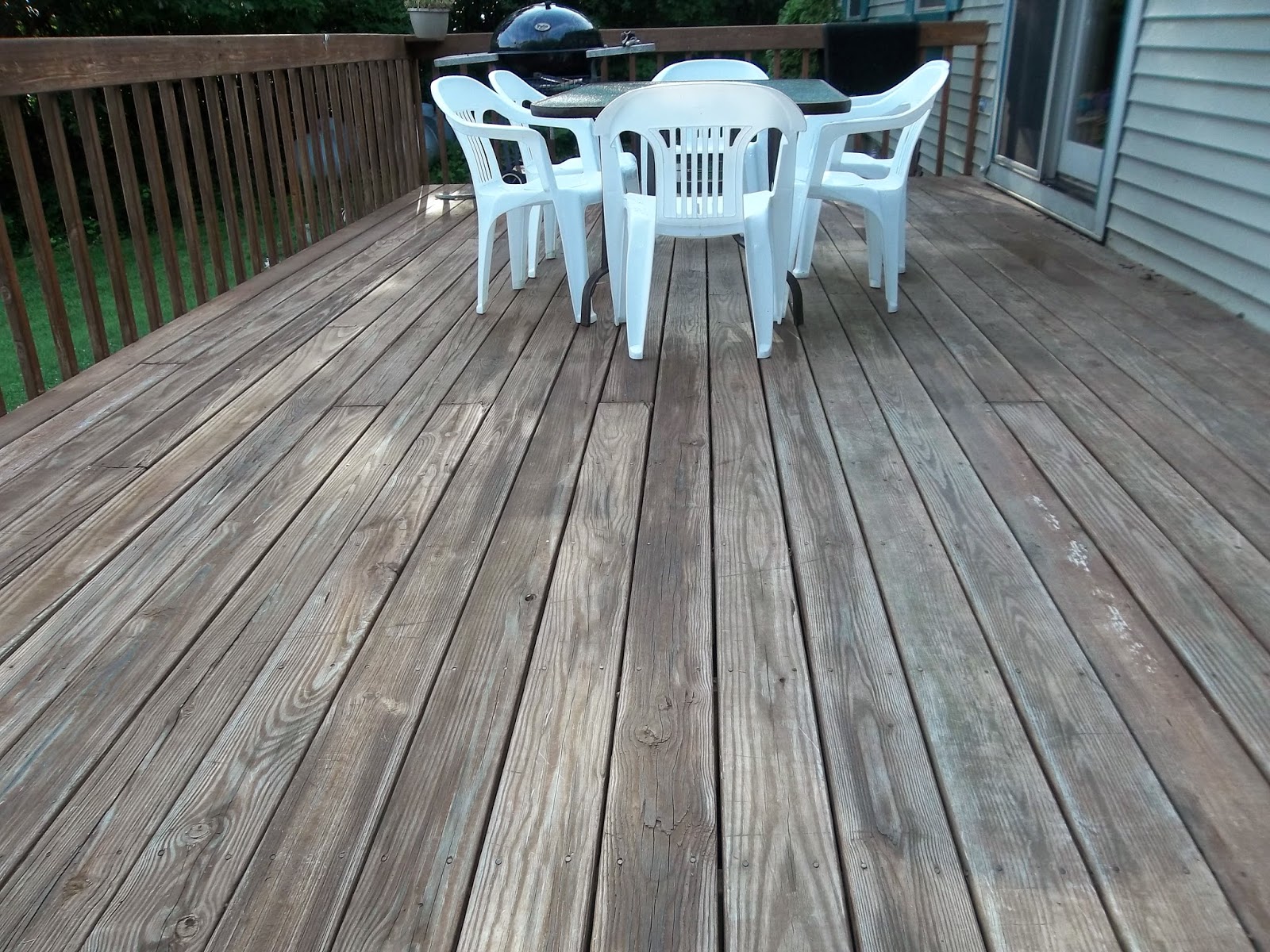 Simply Frugalynne Deck Staining Project Cost = 0.00