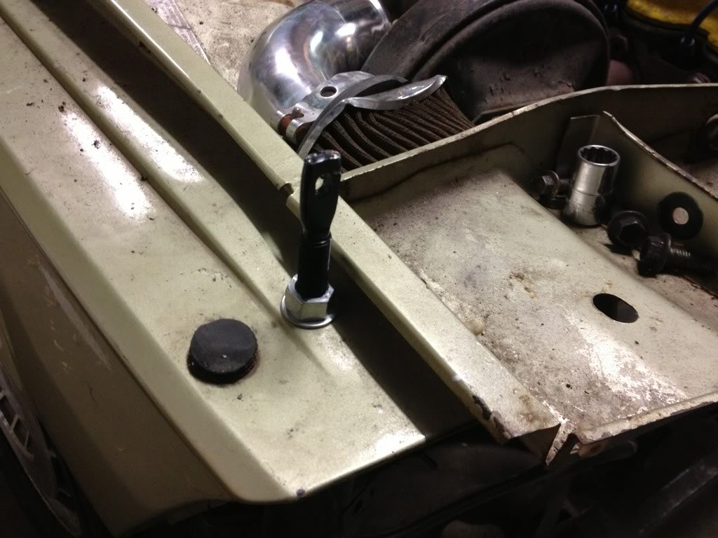 Clint's Cars 4L E21 and more! pins installed, temporary