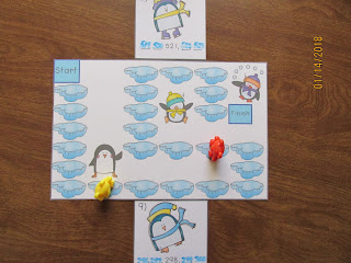 Numbers to 1,000 Penguin Race - 1 more, 1 less