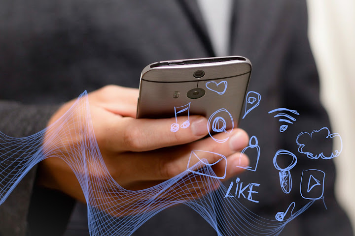 Thai cafes forced to track customers’ wifi use, sparking free speech fears