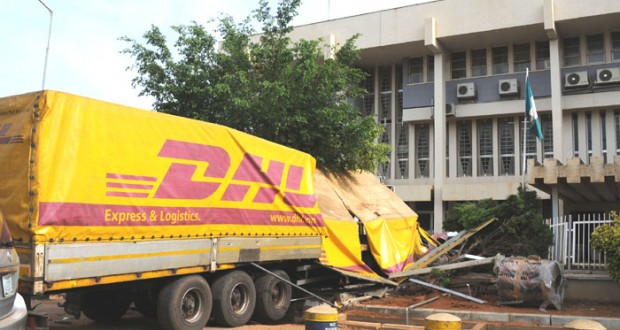 [Bild: DHL-ACCIDENT-SCENE-IN-JOS-620x330.jpg]