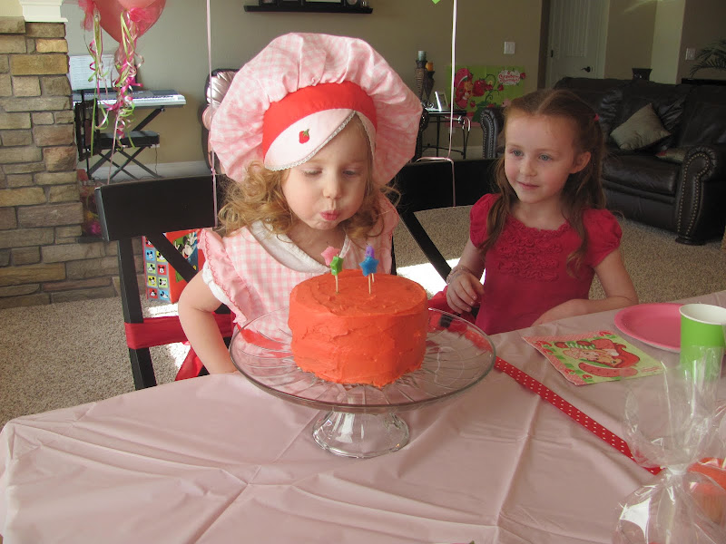 Go With The Flo: Our Shortcake Turned 4!!!