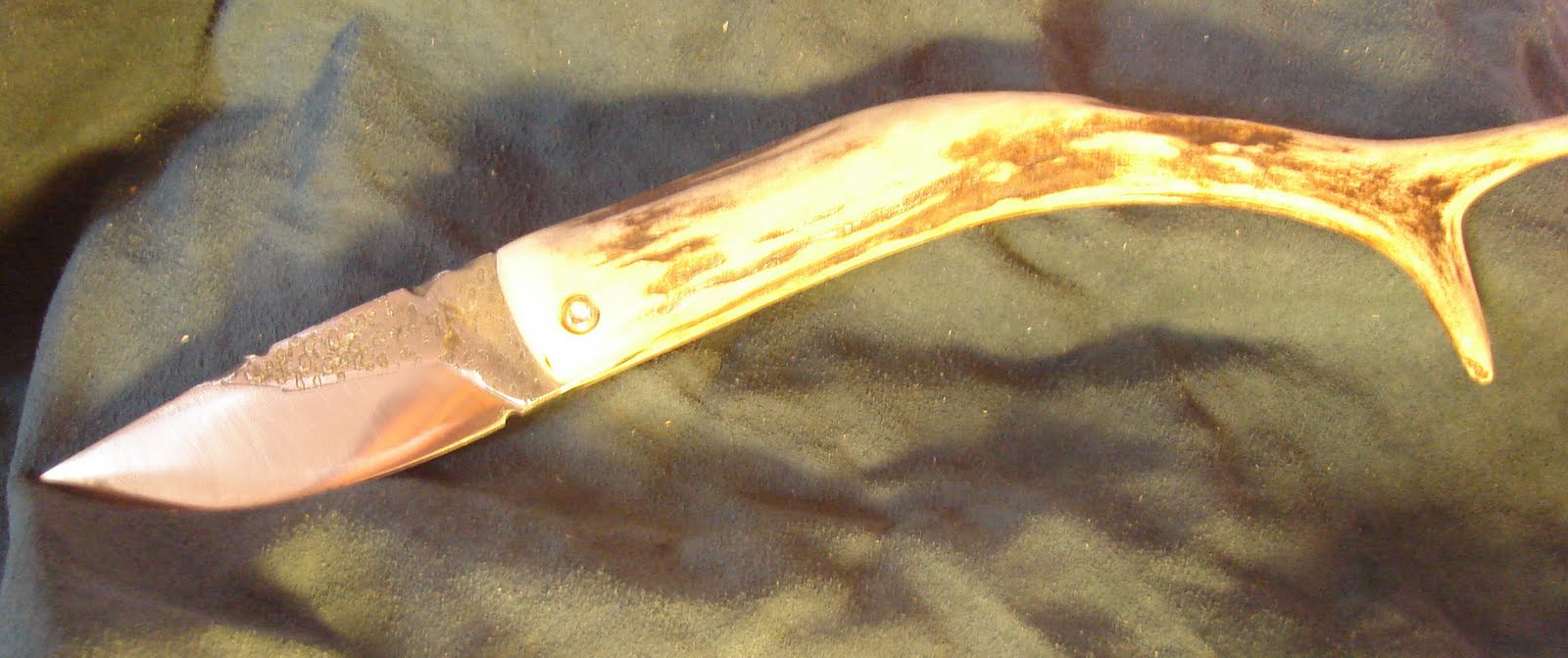 COUTELLERIE DOUBLE CROCHE BOIS DE ROSE BOIS DE CHEVREUIL