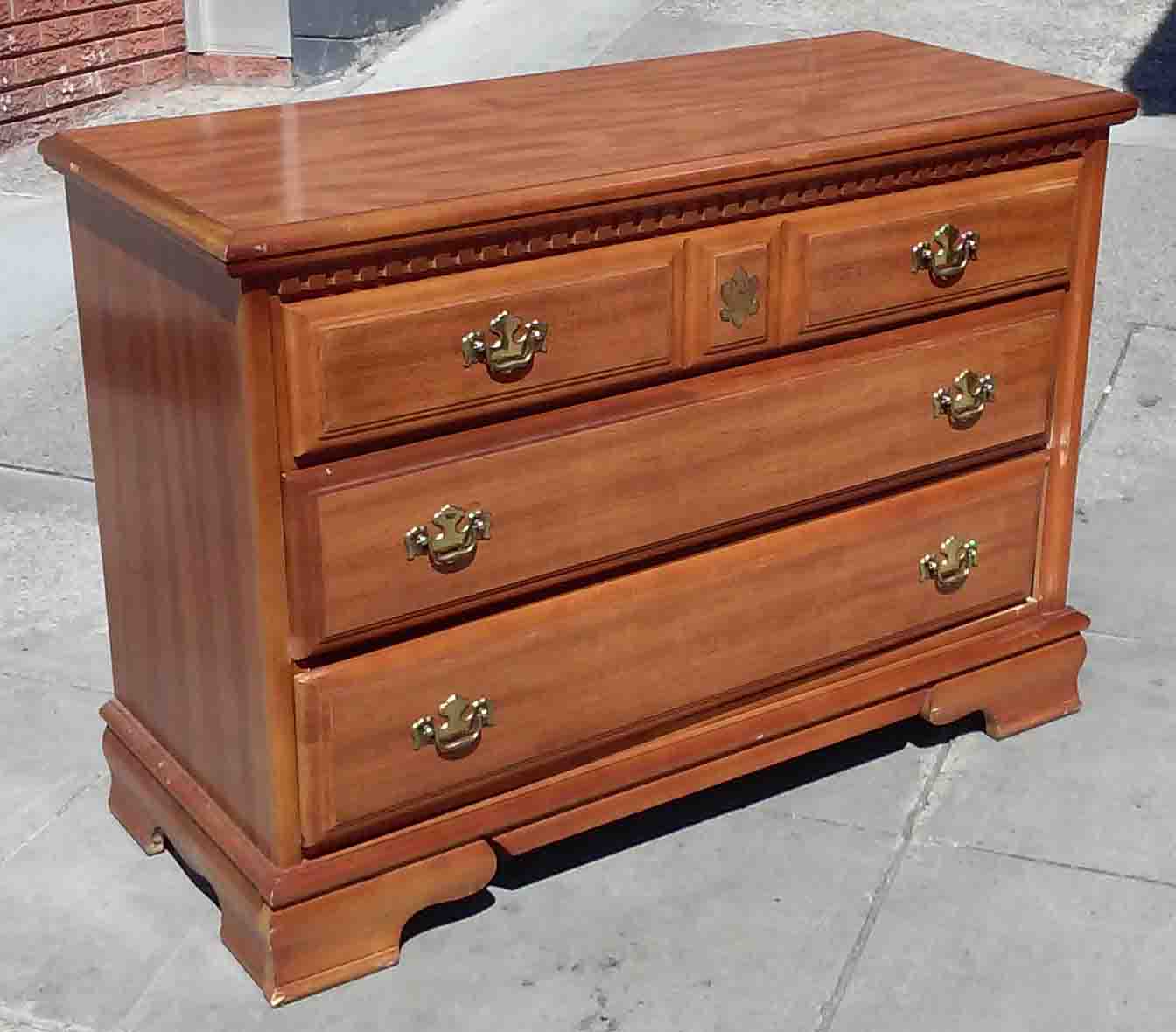 UHURU FURNITURE & COLLECTIBLES SOLD Maple 3 Drawer Chest Of Drawers 65