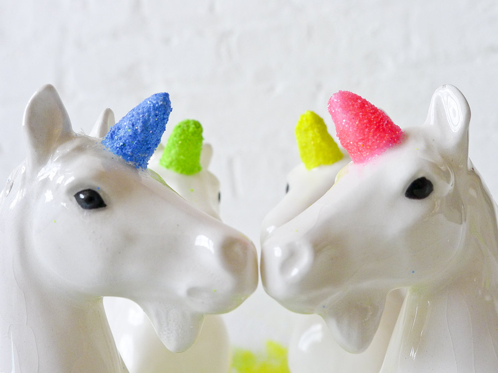 BROSE NOSE NEED / Unicorn Sparkle Dispenser