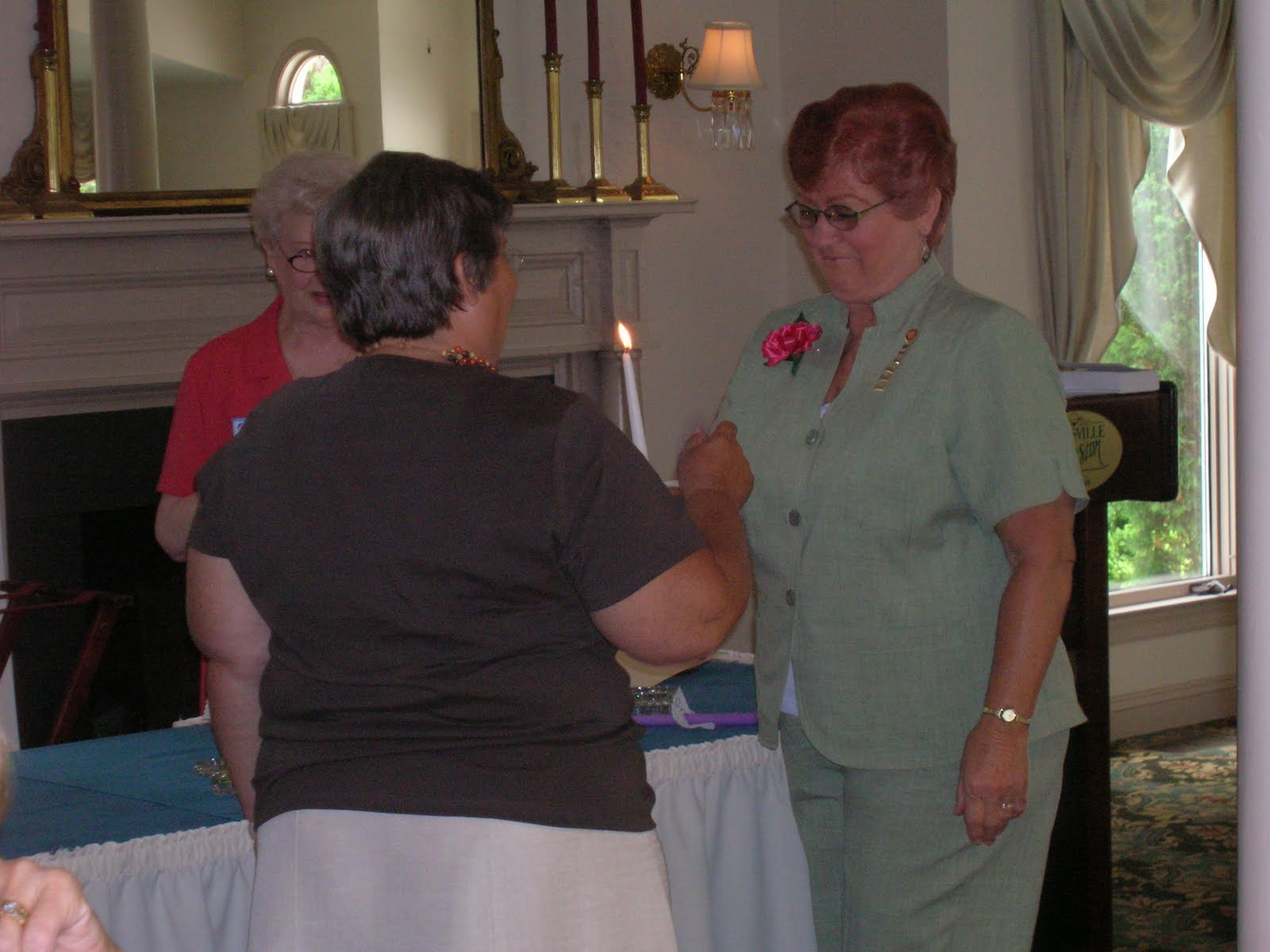 Mom's Ponderings Hospital Volunteers