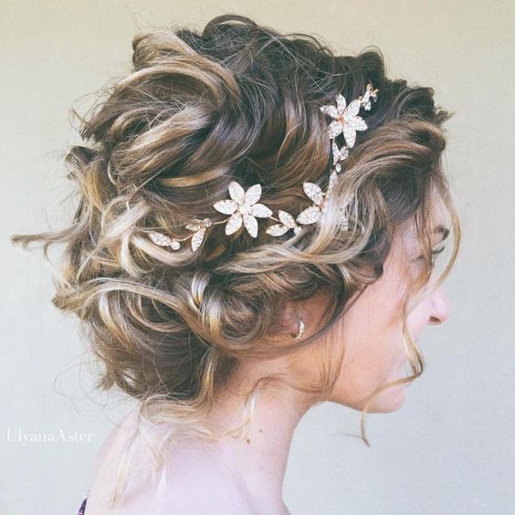 Inspirações de penteados para festas by Pinterest