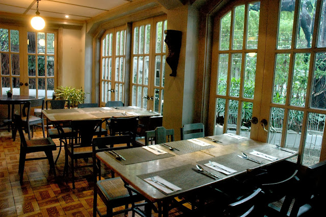 DUDE FOR FOOD: The Casa Roces Experience