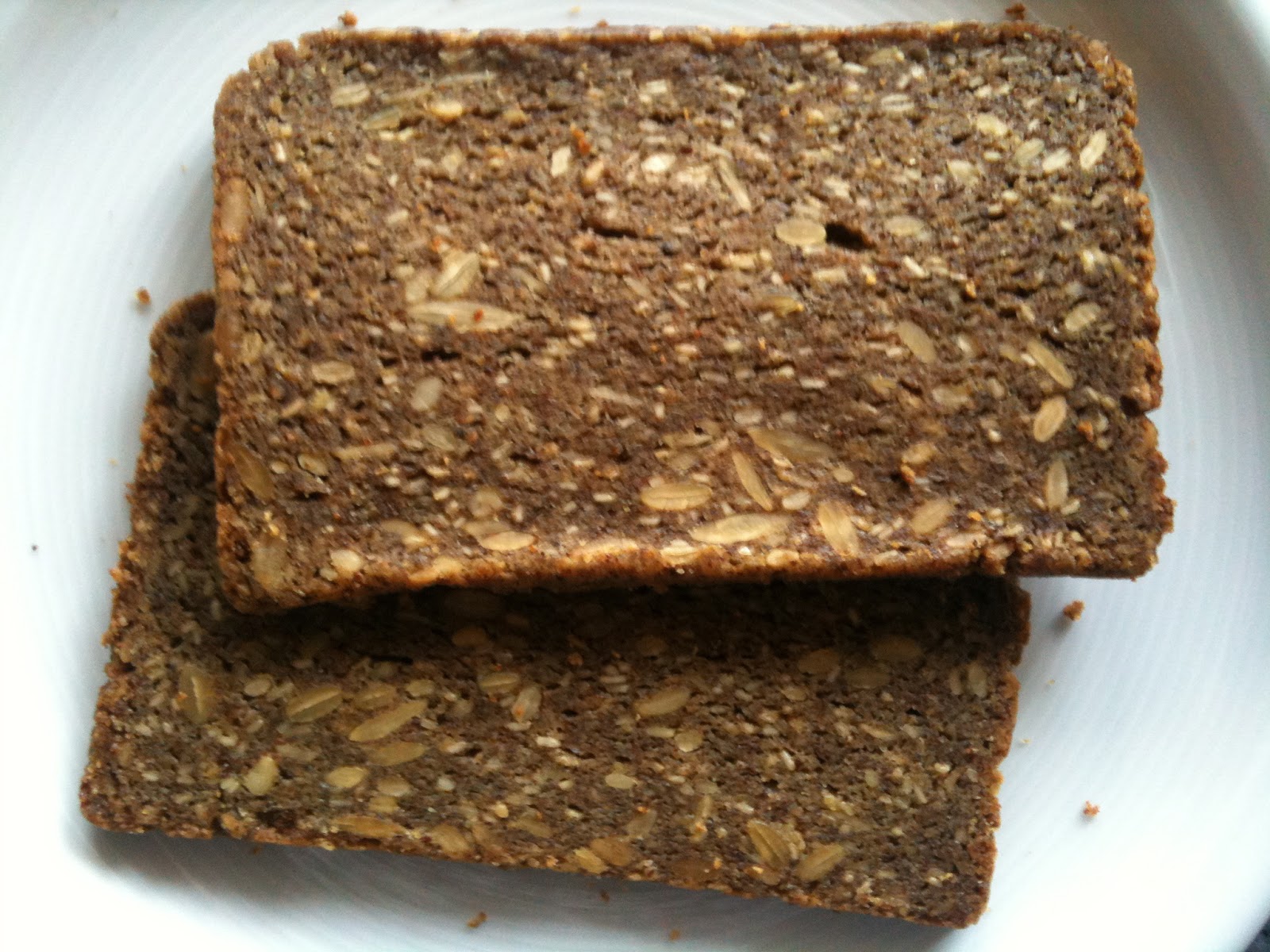 Brotzeit mit Bio Canihua Brot von Schnitzer ♥ Ein glutenfreier Blog
