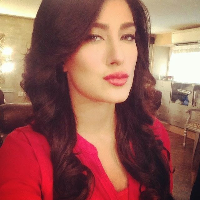 Pakistani Actresses Most Hot Selfie Pictures Entertainment Plus Fashion