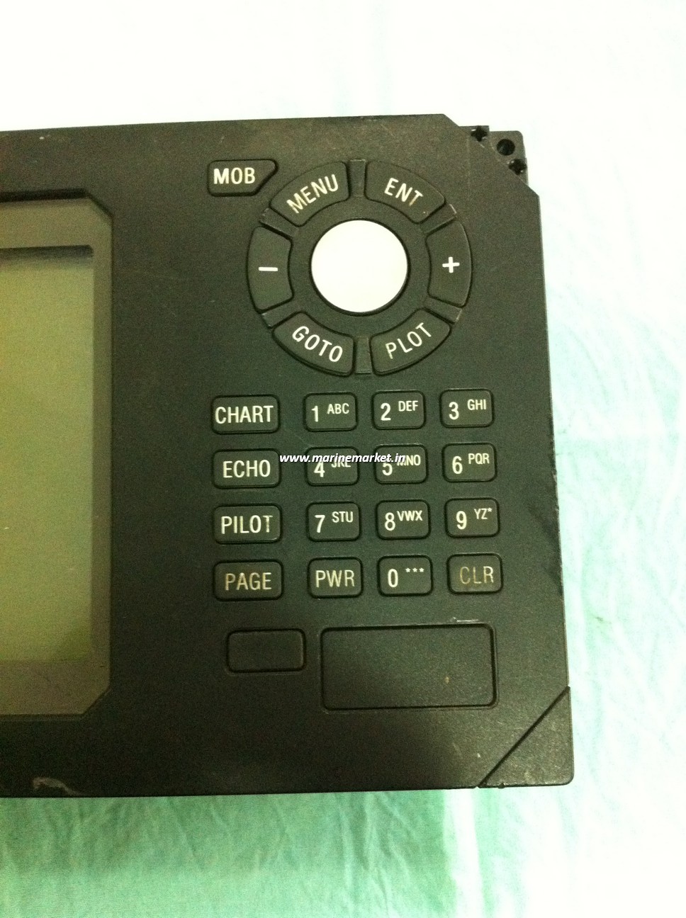 ... radar, echosounder, chartplotter and performance instruments. Built in relays for general alarms and missing position update makes an easy installation.