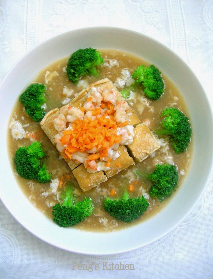 Peng's Kitchen: Tofu in Creamy Egg Sauce