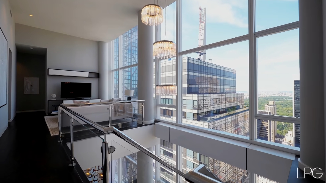38 Interior Design Photos vs. 20 W 53rd St, New York, NY Luxury Penthouse Tour