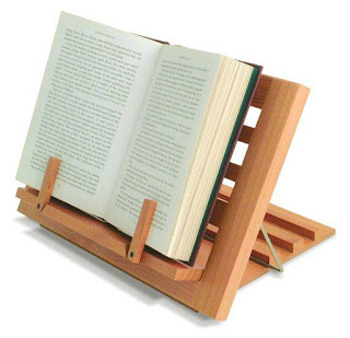 Invento en madera para lectores