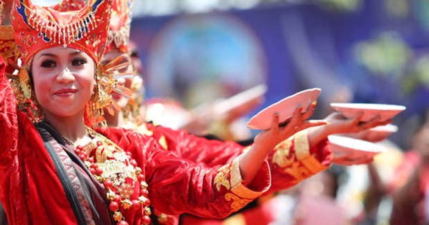 Pengertian Properti Tari dan 14 Contoh Penggunaannya