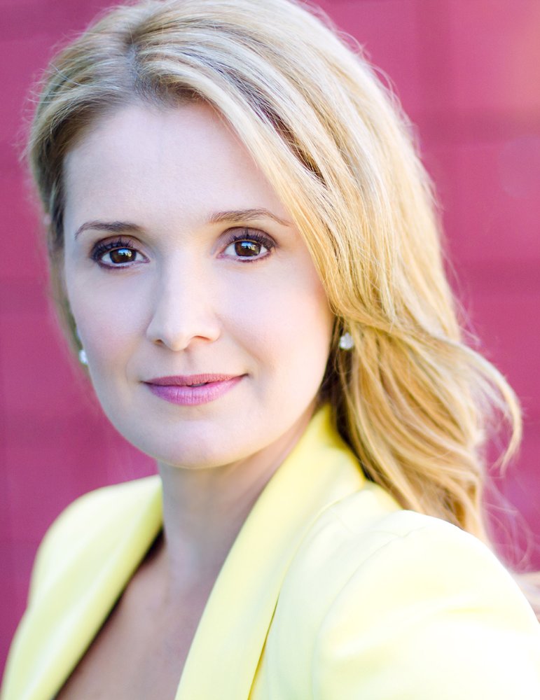 Chiara Zanni (19 July 1978, Vancouver, British Columbia, Canada) movies