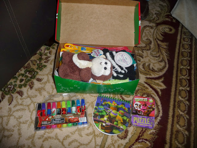 packing boxes for Operation Christmas Child, OCC box ideas, Operation Christmas Child,