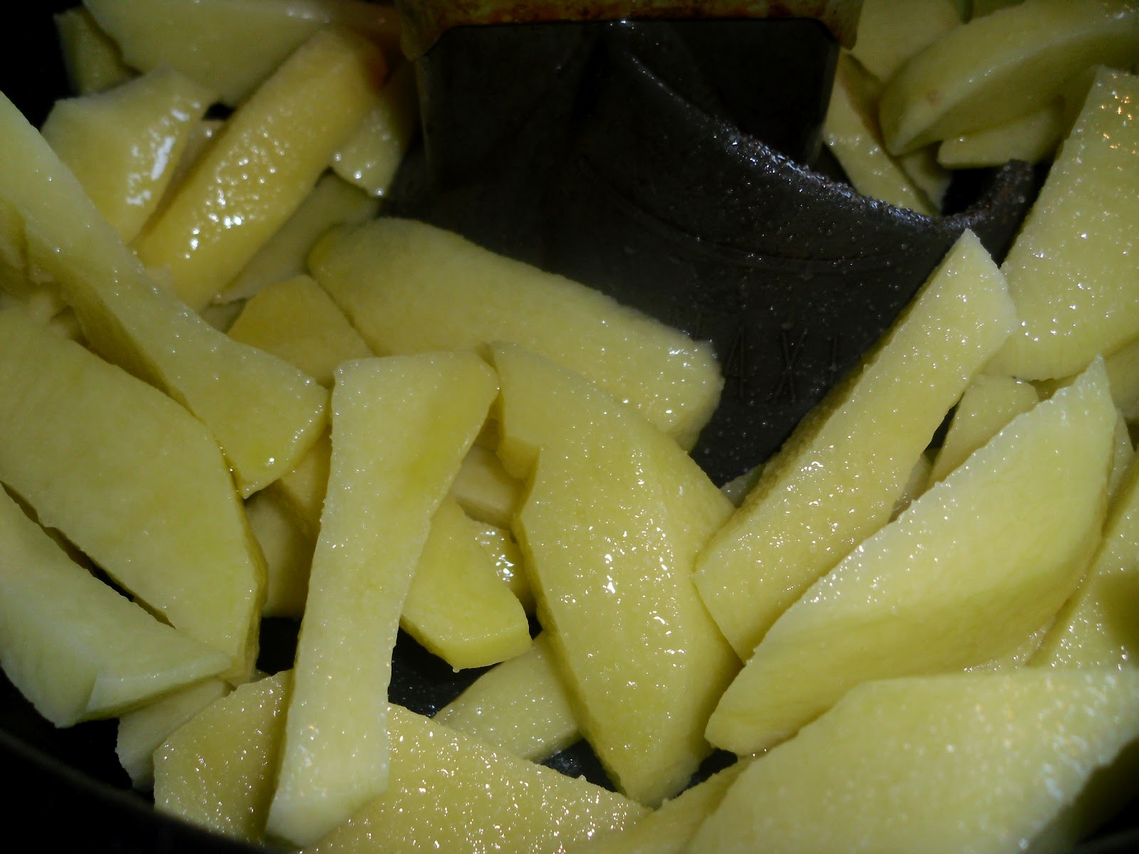 TheNipTuckFoodBlog Weightwatchers Real Chips, baked beans and savory gravy mince