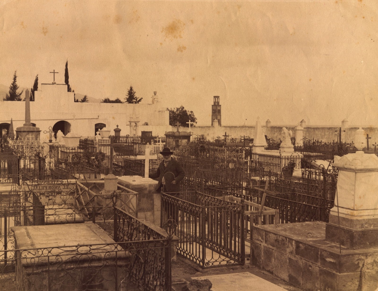 El viaje de Juba El valor de un cementerio