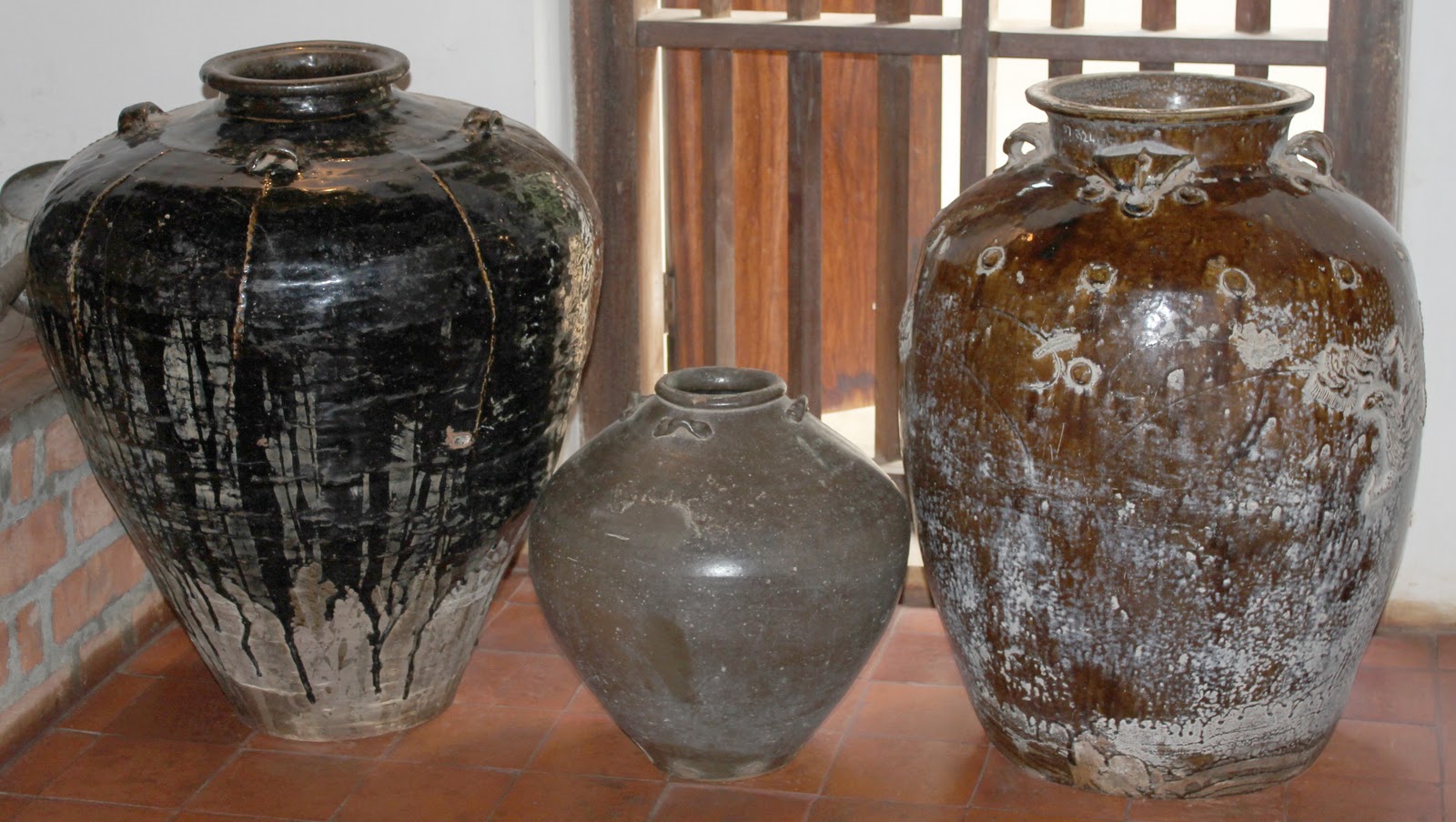 Bonsai Skosh Bharani jars from Kerala