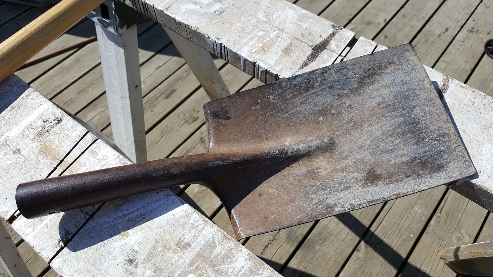 Gear Acres at Top of the Hill Replacing a Broken Shovel Handle