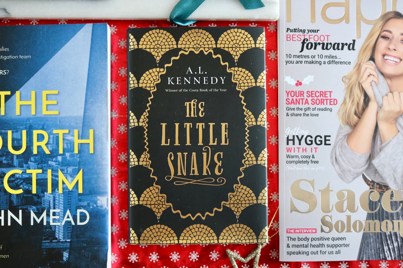 Christmas Gift Guide Bookworms + A Giveaway! MinterBrown