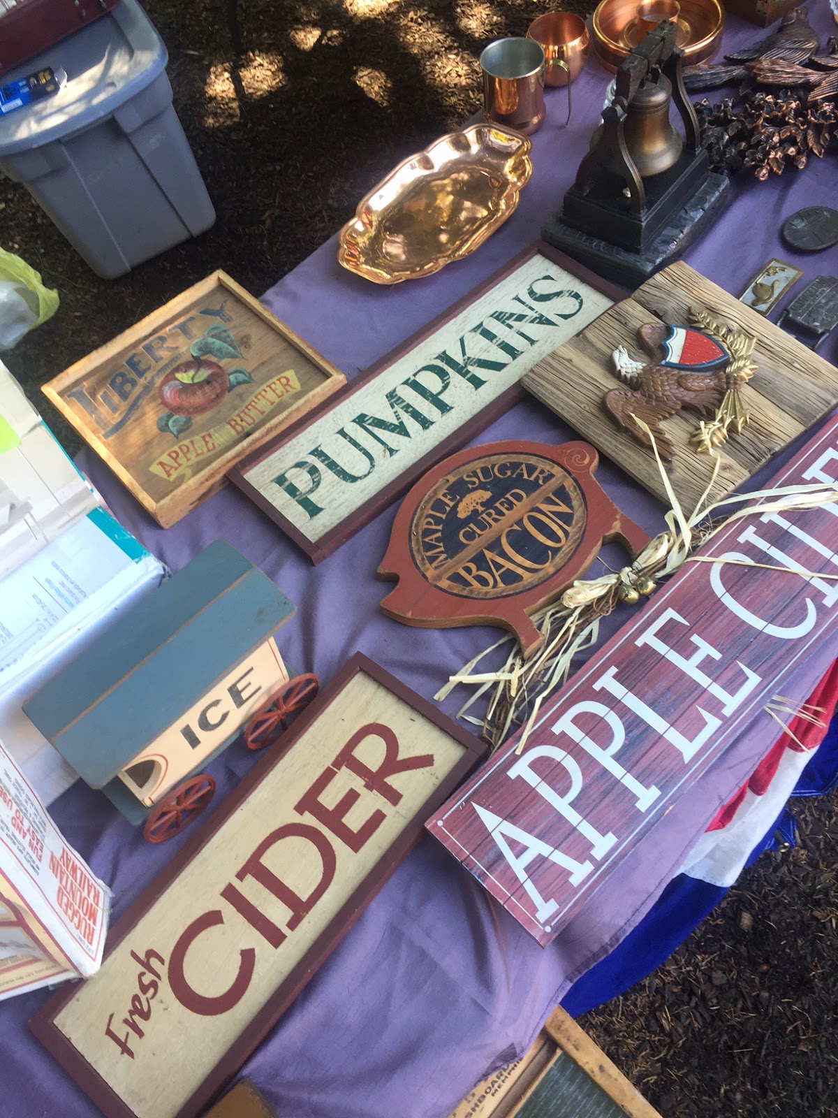 SCRANBERRY COOP Flea Market at Scranberry Coop Antique Store, Andover