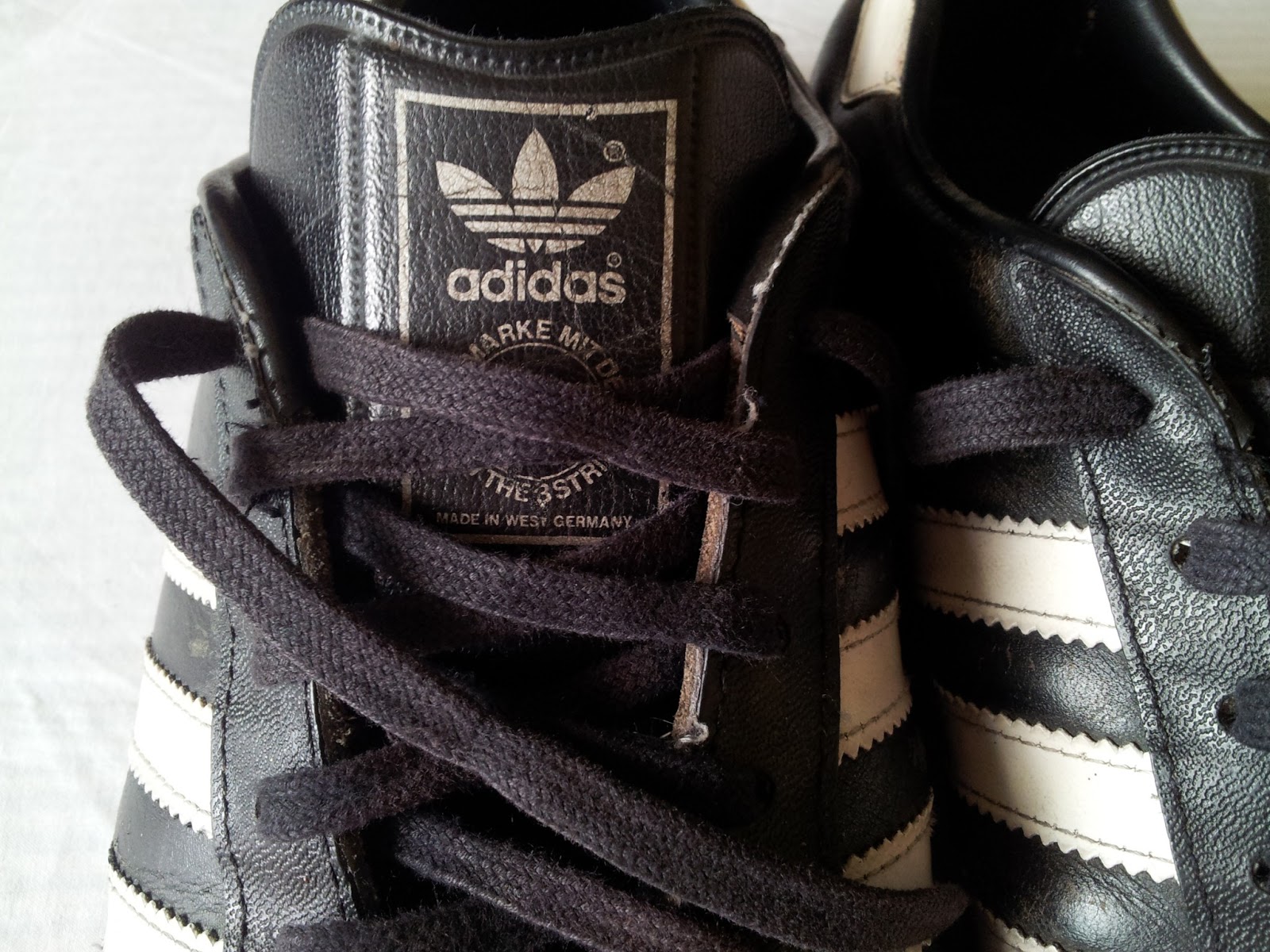 Slongkar: Adidas West Germany Shoes