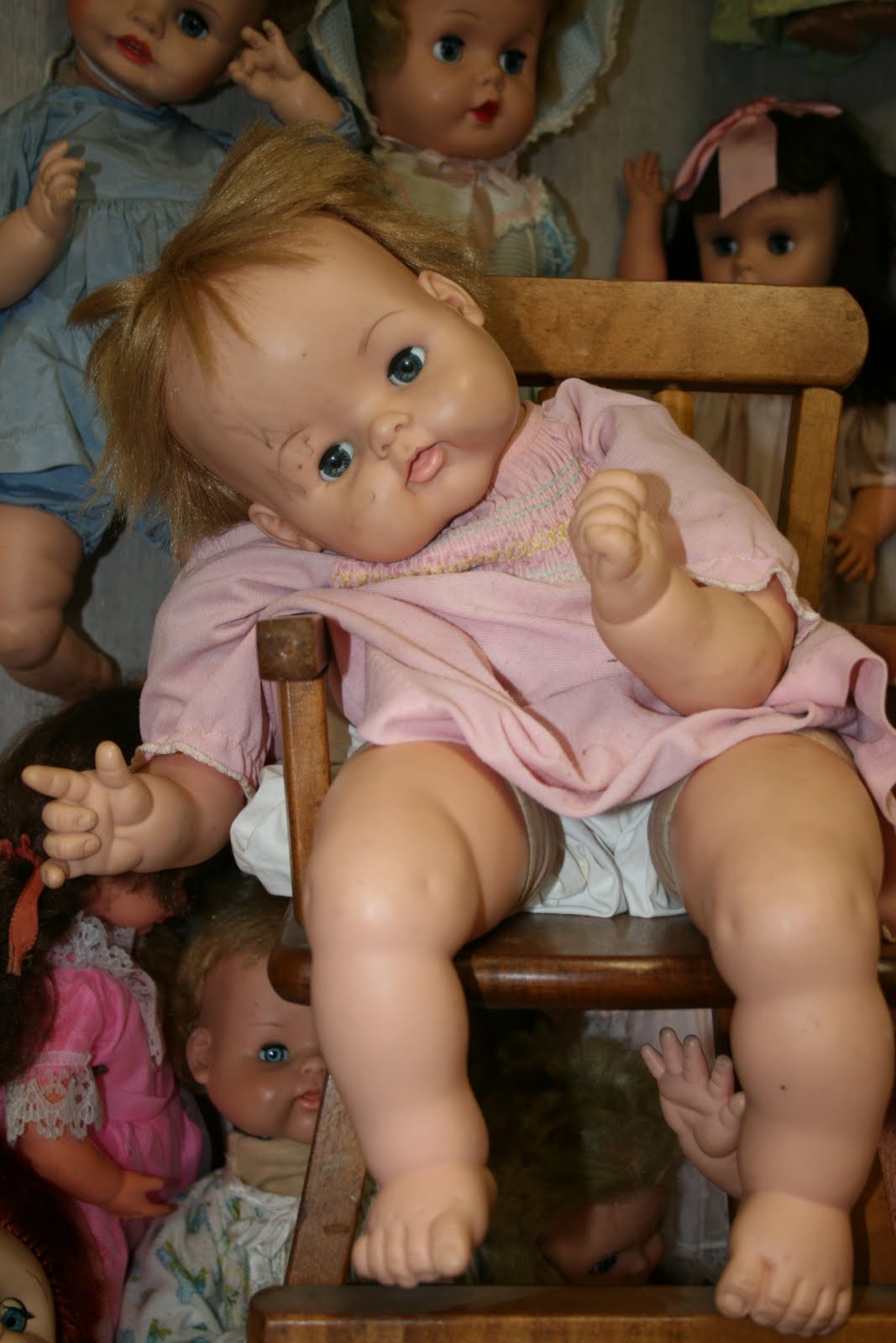 my paper playhouse When good dolls go bad