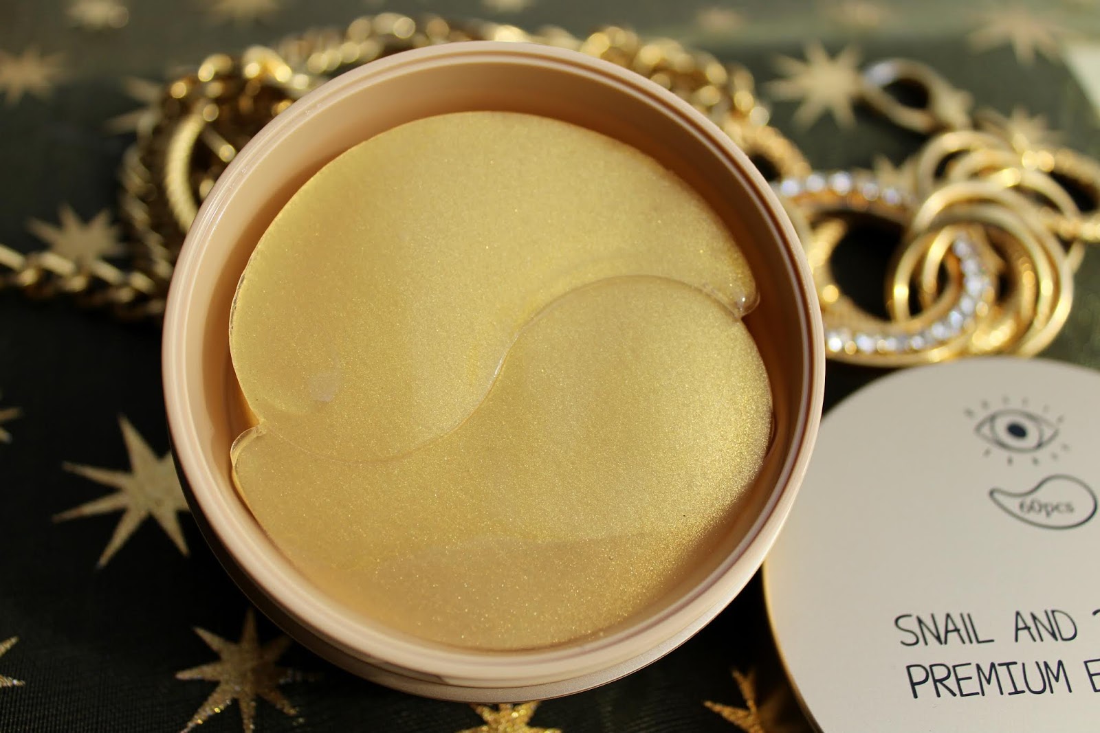 Гелевые патчи. Корейские патчи с улиткой. Корейские патчи для глаз. Лучшие патчи для глаз рейтинг. Патчи для глаз корейские с коллагеном.