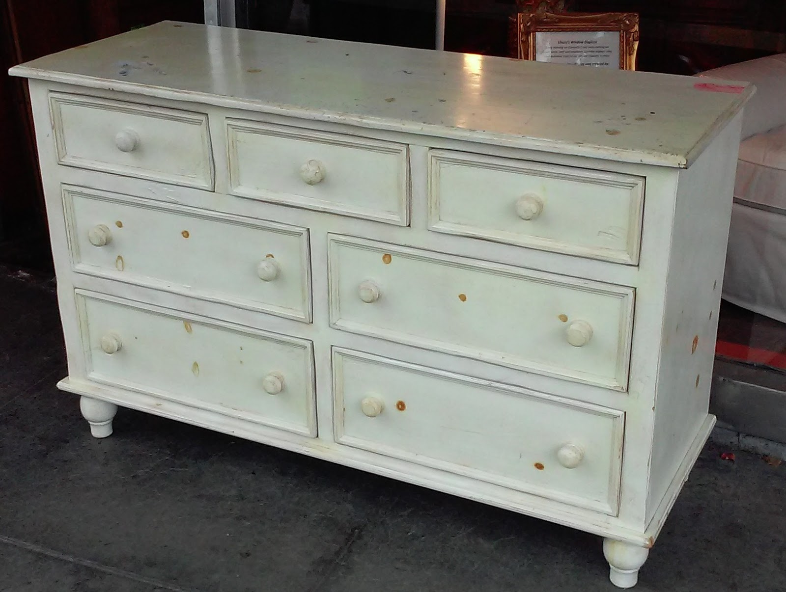 Uhuru Furniture Collectibles Sold 5949 Knotty Pine Shabby Chic
