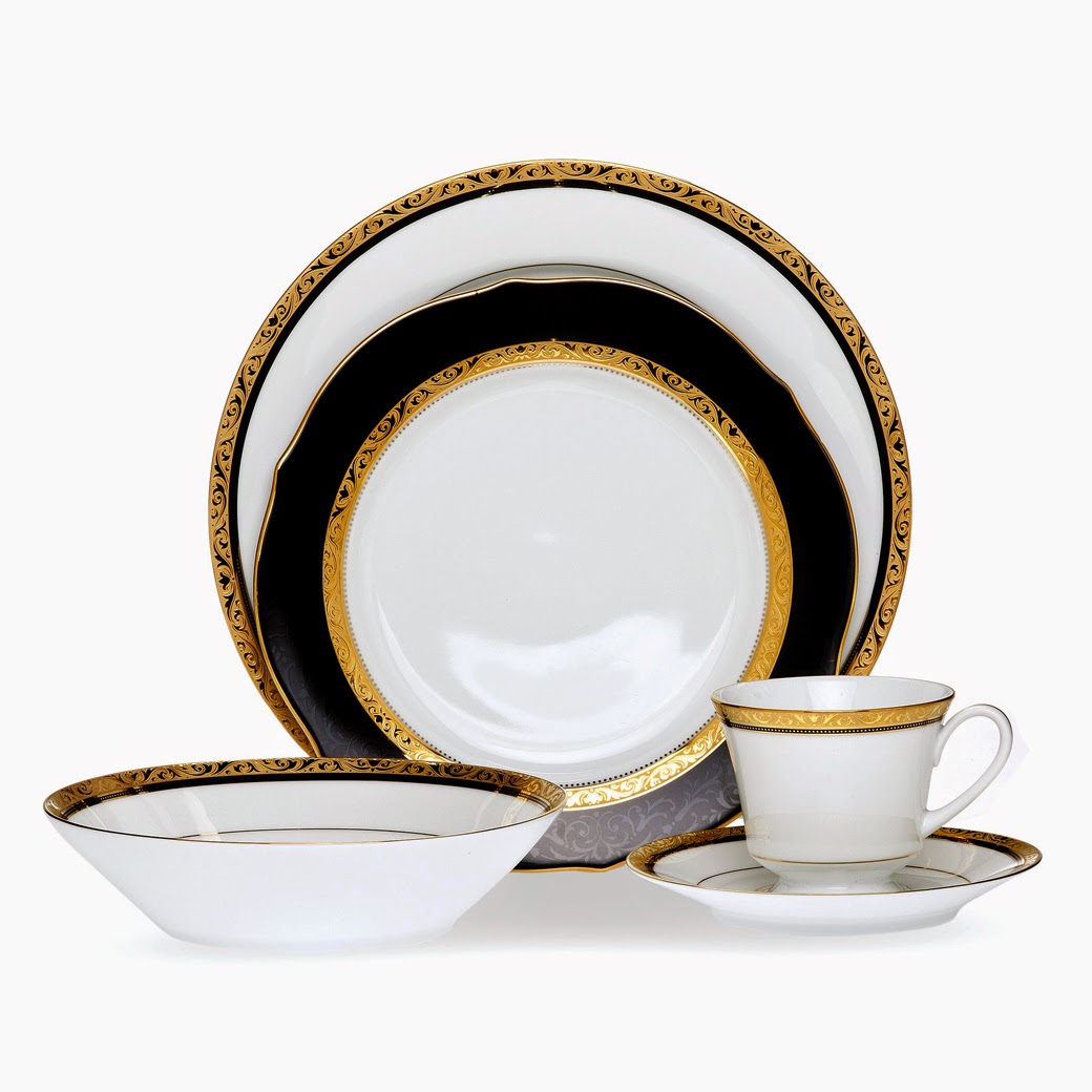 Noritake Regent Gold Dinner Sets Building the Waldorf 48 with Porter