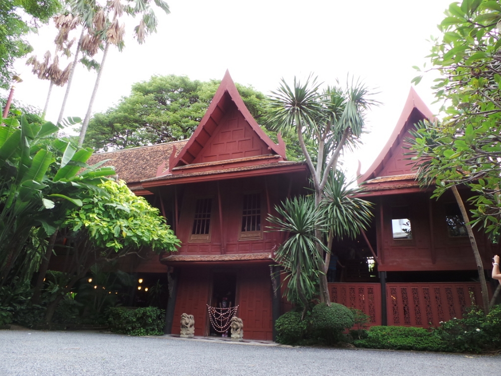  Rumah Antik  dengan Kisah Misterius di Bangkok
