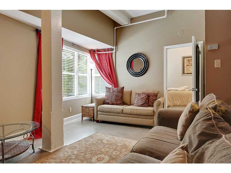 FRENCH QUARTER HOMES AND CONDOS, BY RAISA! 1111 S. PETERS ST., 105