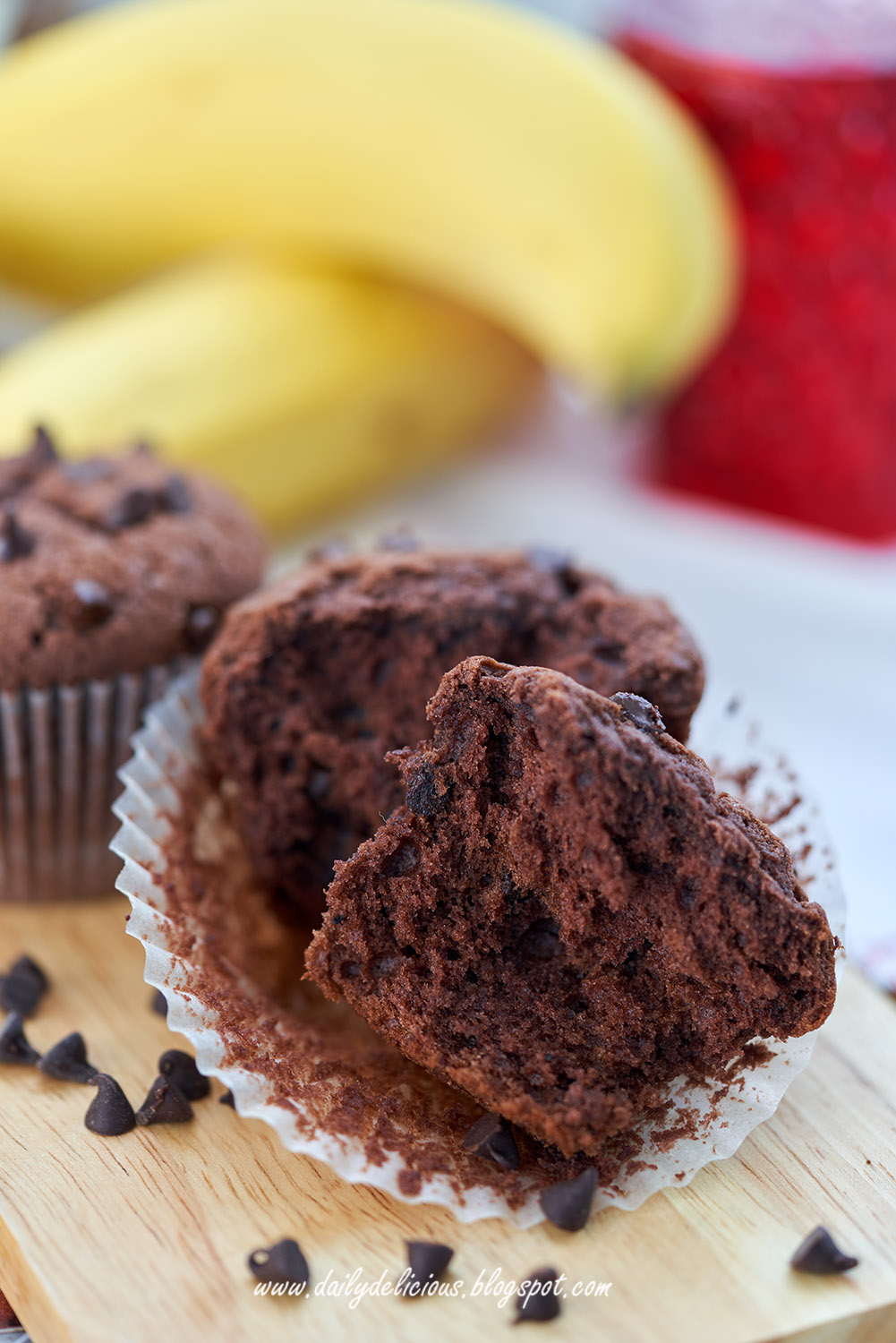 dailydelicious Chocolate, chocolate chips banana cupcakes
