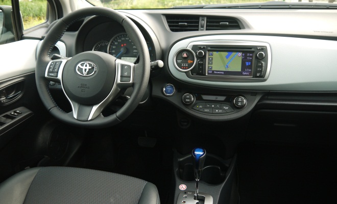 2012 Toyota Yaris Hybrid interior