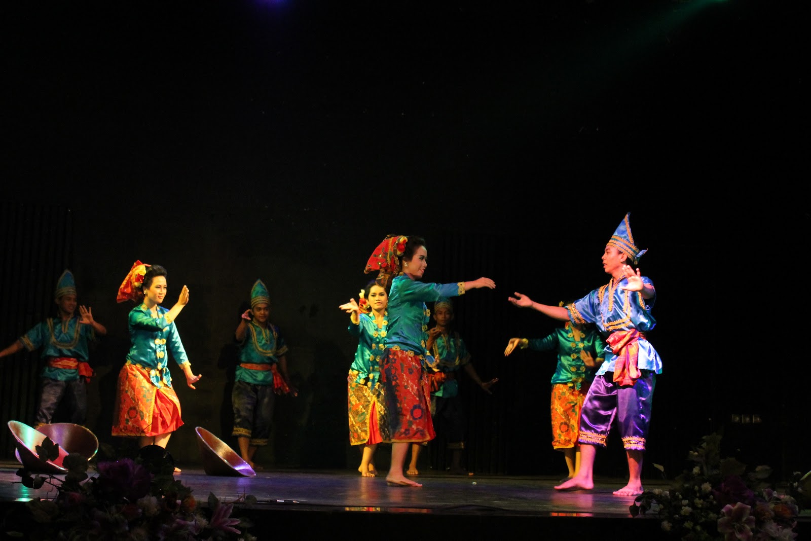 kegiatan menari