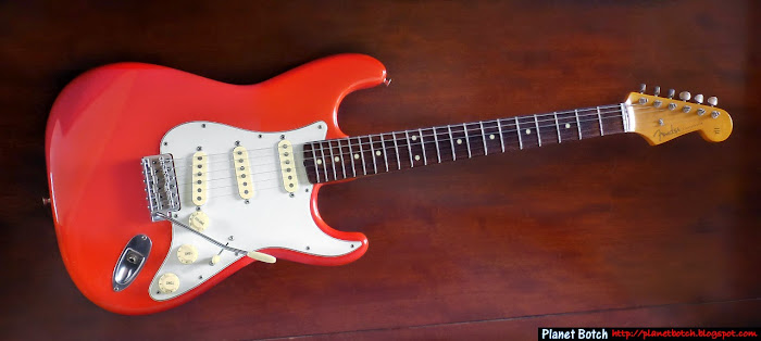 Fender MIJ '62 Strat reissue in Fiesta Red